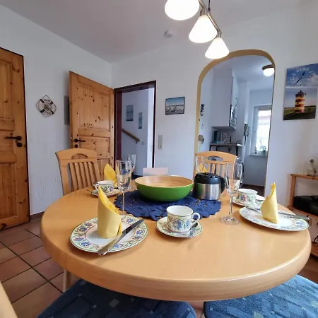 Holiday home Ferienhaus Moewennest *